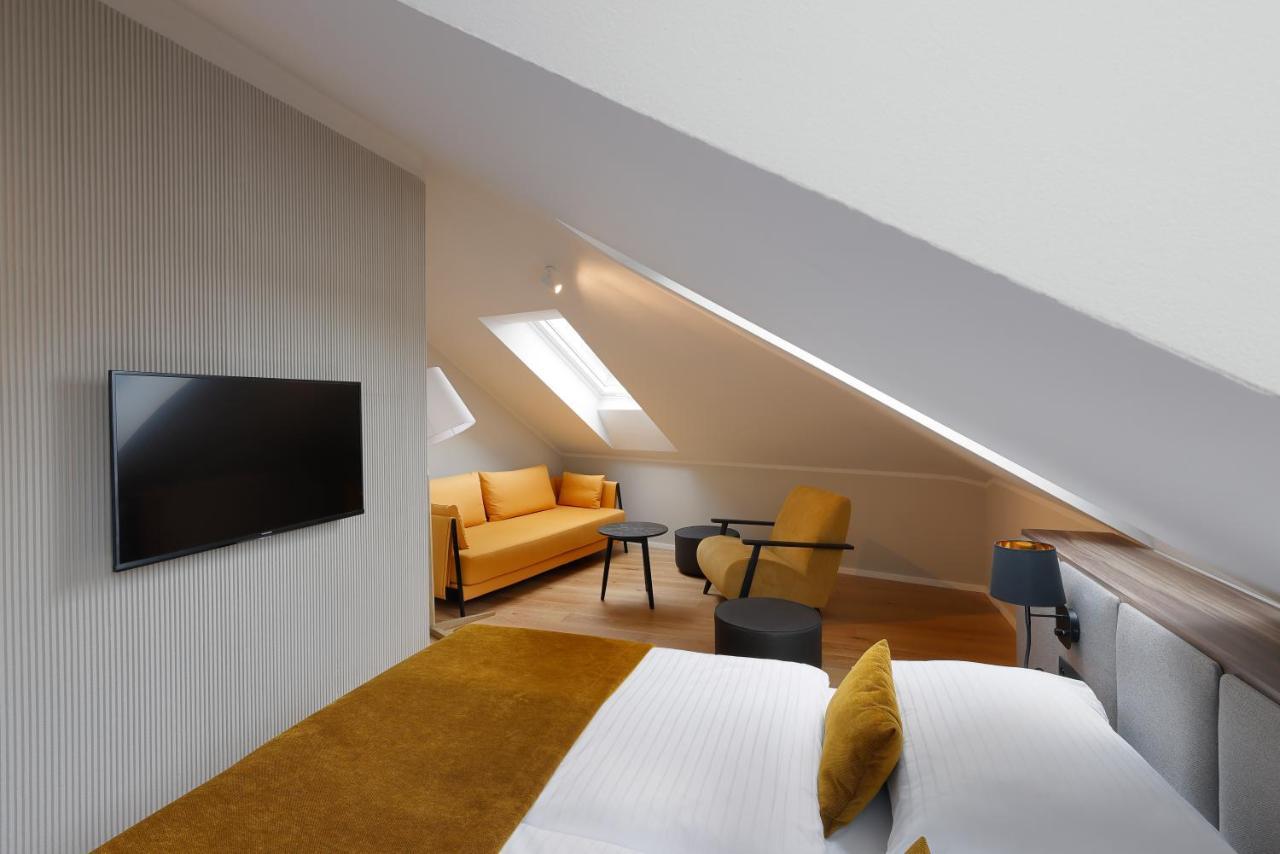 Hotel Prokop Square Prague Exterior photo